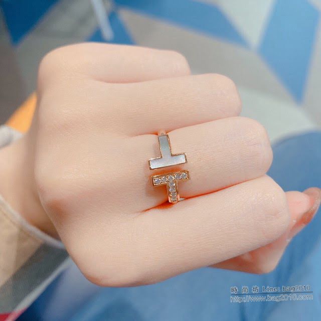 Tiffany純銀飾品 蒂芙尼女士專櫃爆款Two T白貝不對稱開口雙t鑽石戒指  zgt1783
